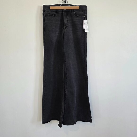 Sofia Jeans by Sofia Vergara Super High Wide Leg Jeans Black Size 6 NWT - Picture 1 of 9